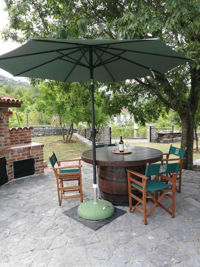 Rijeka Crnojevića T-A Apartment מראה חיצוני תמונה