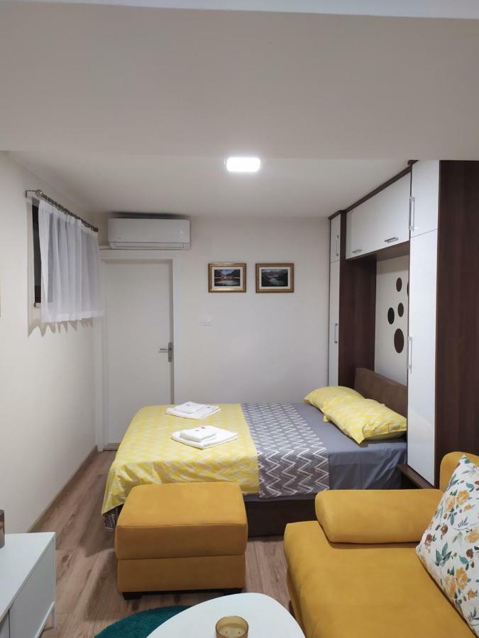 Rijeka Crnojevića T-A Apartment מראה חיצוני תמונה