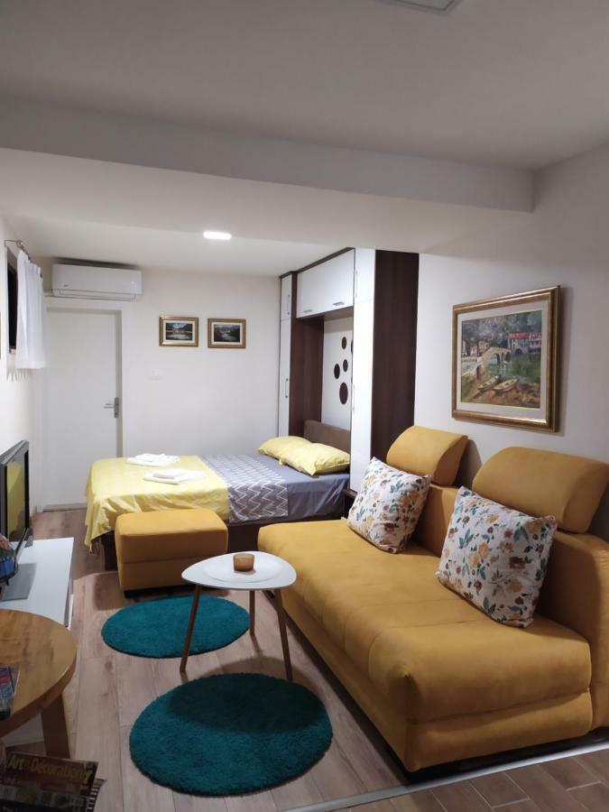 Rijeka Crnojevića T-A Apartment מראה חיצוני תמונה